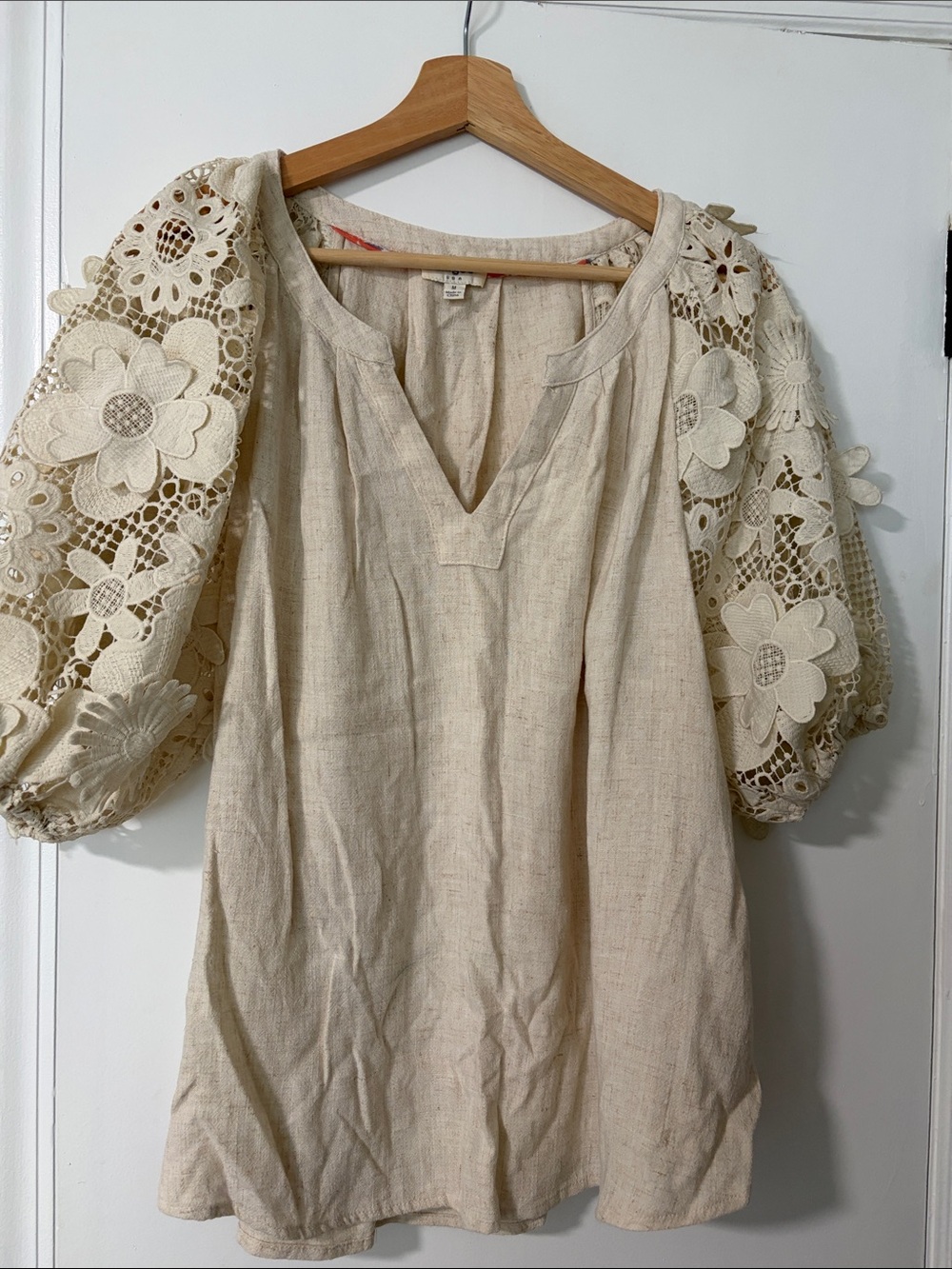 Umgee Cream Crochet Puff-Sleeve Blouse